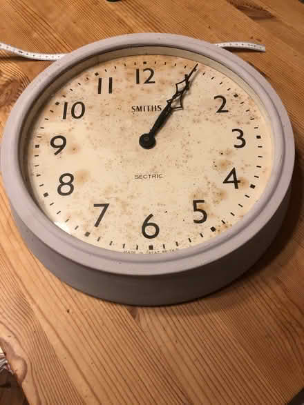 Photo of free Mouldy clock (Oxford, OX4) #1