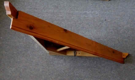 Photo of free corner shelf with a curtain rail to create mini-wardrobe (New Marston OX3) #3