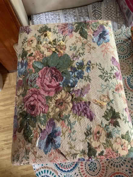 Photo of free Small foot stool (Kecoughtan & LaSalle) #2