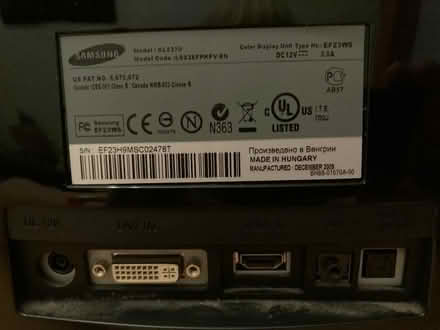 Photo of free Samsung PC computer screen (Wandsworth Common SW12) #1