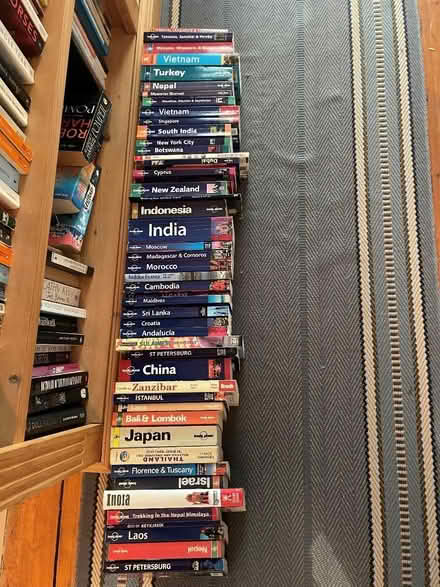 Photo of free travel books (Tunbridge Wells N. TN4) #1