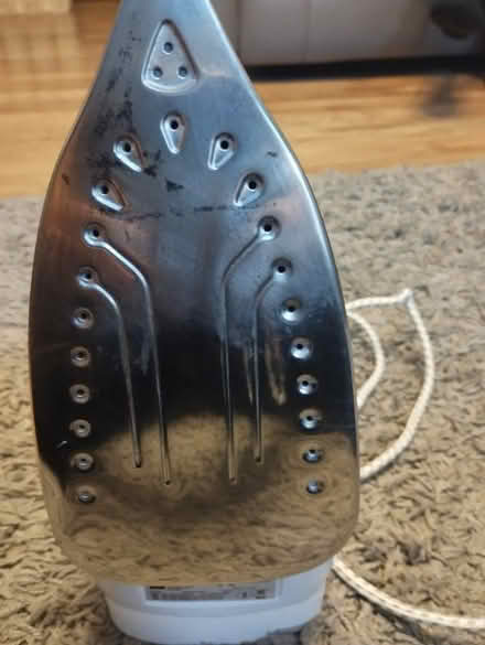 Photo of free Steam iron (Hawk Green SK6) #1