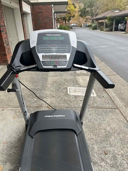 Photo of free ProForm Treadmill (San Rafael) #2