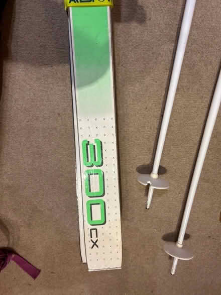 Photo of free Skis with bindings and boots (Penicuik EH26) #3