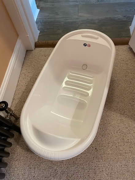 Photo of free Plastic baby bath (Trinity EH5) #1