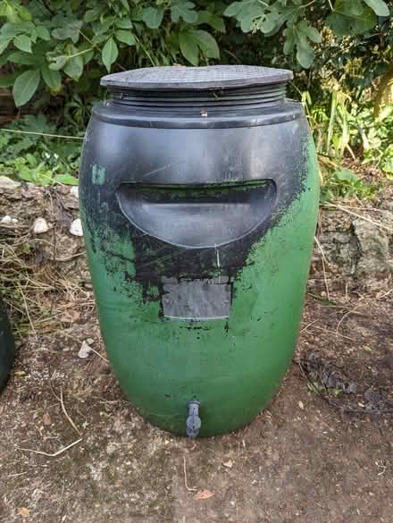 Photo of free Big water butt (Strawberry Hill TW1) #1