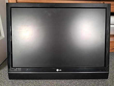Photo of free TV 22 inch, no stand (cheltenham) #4