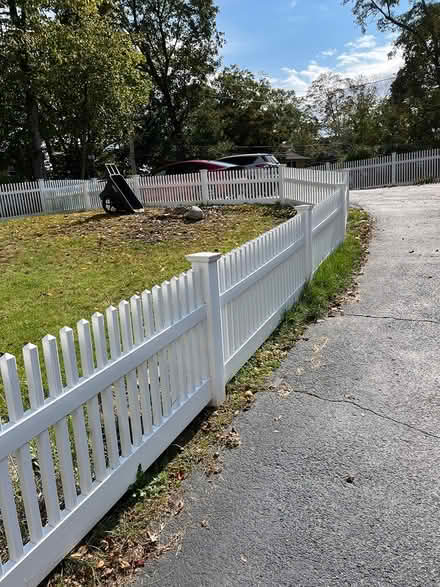 Photo of free White fencing (Mt. Kisco) #2
