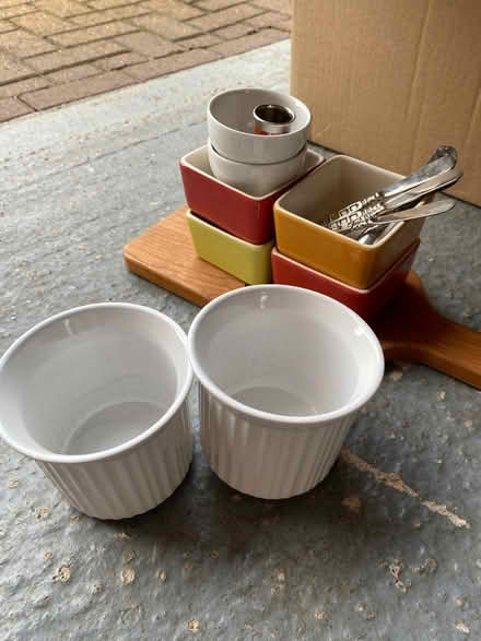 Photo of free Various kitchen items (Surbiton KT6) #2
