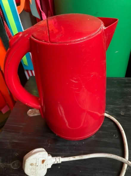 Photo of free Red kettle working (Winton) #1