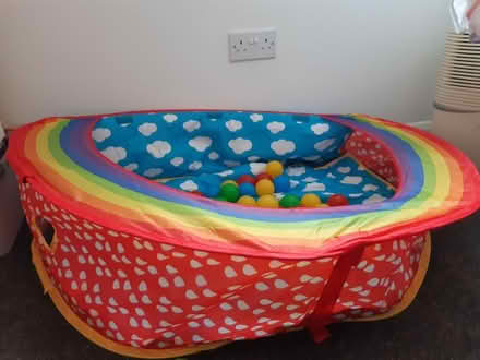 Photo of free Baby gym/Ball pit, balls (EH25 Bilston) #2