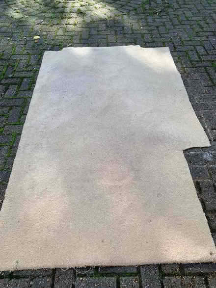 Photo of free Carpet pieces (Burghfield Common RG7) #1