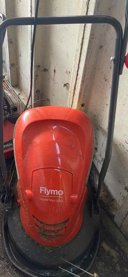 Photo of free Hover lawn mowet (ME19) #1
