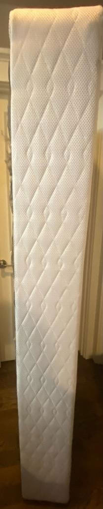 Photo of free Twin Box Spring (Tigard) #1