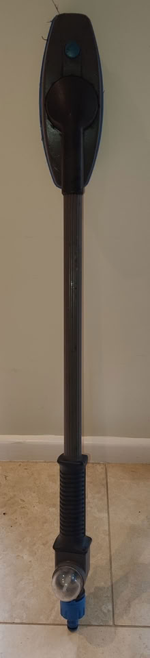 Photo of free Hozelok car washing brush (Sherfield on Loddon, RG27 0) #2