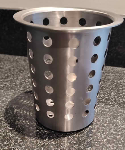 Photo of free Stainless steel cutlery container (Sherfield on Loddon, RG27 0) #1