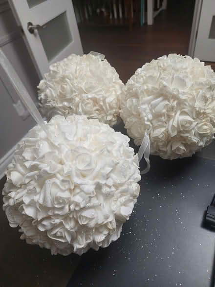 Photo of free 3 x paper rose ball decorations (Aberfoyle, 5 mins S of Guelph) #1