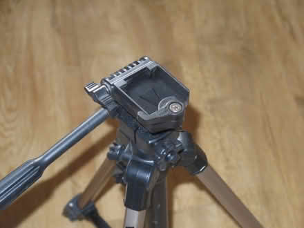 Photo of free Velbon CX 440 Tripod (Kings Stanley GL10) #2