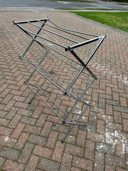 Photo of free Drying rack that folks down (Tring HP23) #2