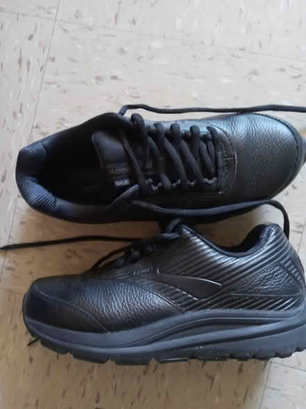 Photo of free women size 7 (Brooklyn 11217) #1