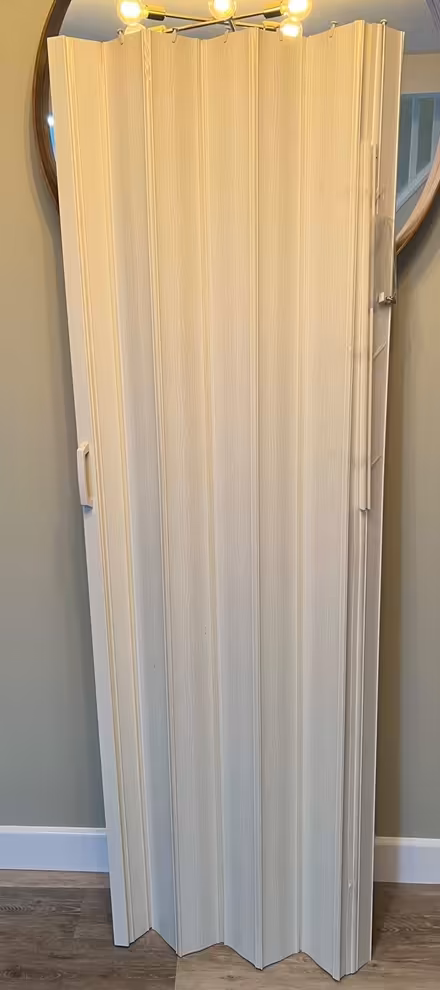Photo of free Attachable folding door, adjustable (Sheldon B92) #1