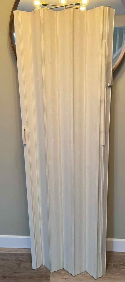 Photo of free Attachable folding door, adjustable (Sheldon B92) #1