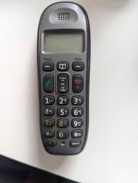 Photo of free 3 digital phones + answerphone (South Wimbledon SW19) #3