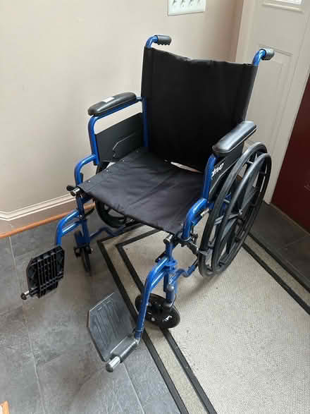 Photo of free Wheel chair—like new (Falls Church City) #2