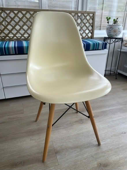 Photo of free Cream Coloured Chair (Husbands Bosworth, LE17) #1