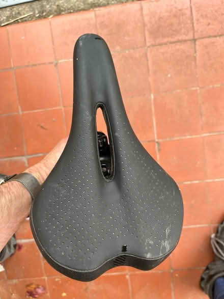 Photo of free Bike seat plus pole (Tring HP23) #2