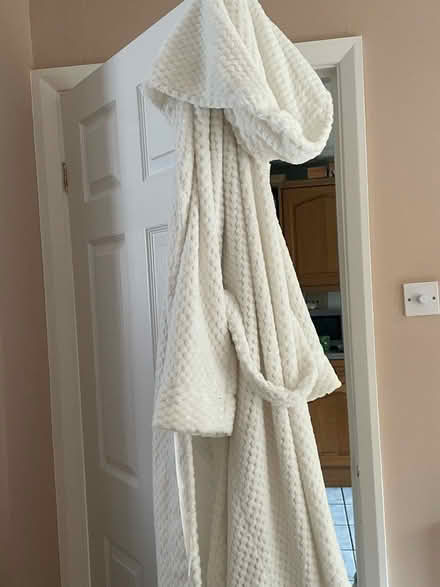 Photo of free Dressing gown (Bath) #1