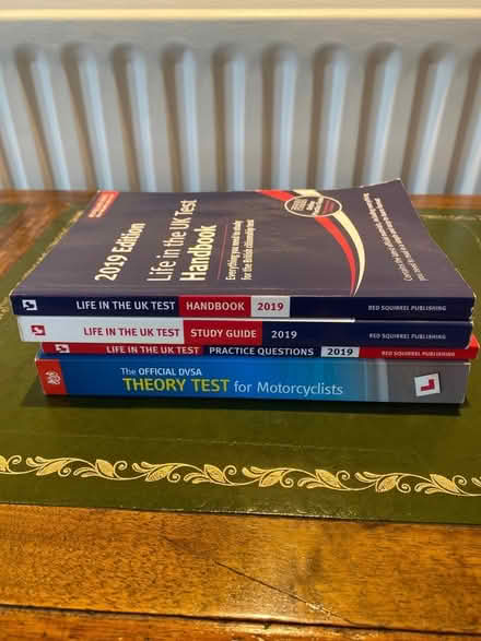 Photo of free Citizen test books & DVLA theory (N6) #1