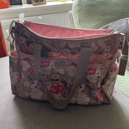 Photo of free Floral nappy bag (Sedgley DY3) #1