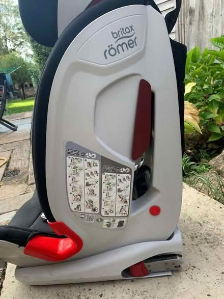 Photo of free Britax child’s car seat (Caversham RG4) #3