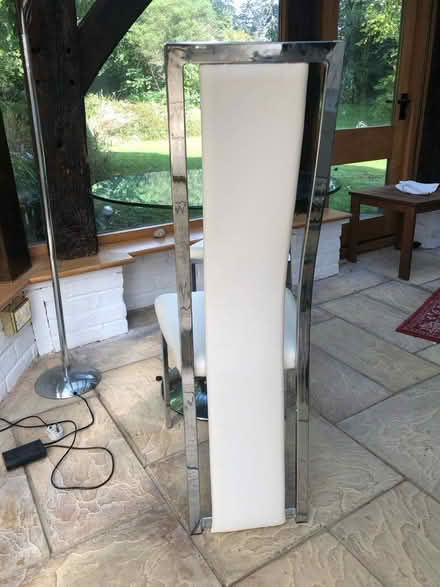 Photo of free Table and 2 chairs (East Hagbourne) #1