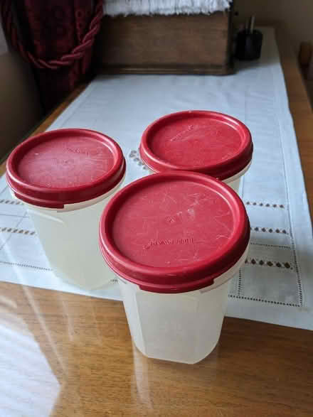 Photo of free Tupperware pots (Castle MK40) #1