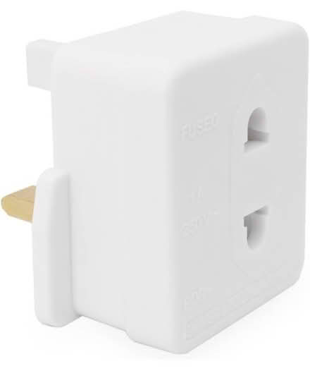 Photo of Shaver plug adapter (GU22 Woking) #1