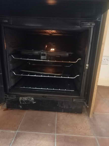 Photo of free Electric cooker (Kendal LA9) #1