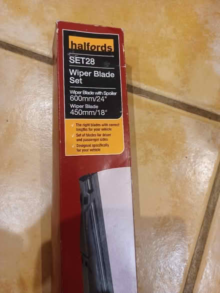 Photo of free New single windscreen wiper (Didcot OX11) #1