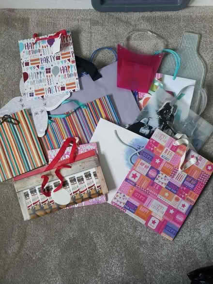 Photo of free Gift bags (IP7) #1
