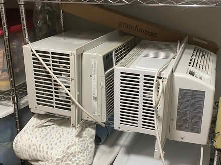 Photo of free AC Window Unit (GE brand) (Arlington Heights) #1