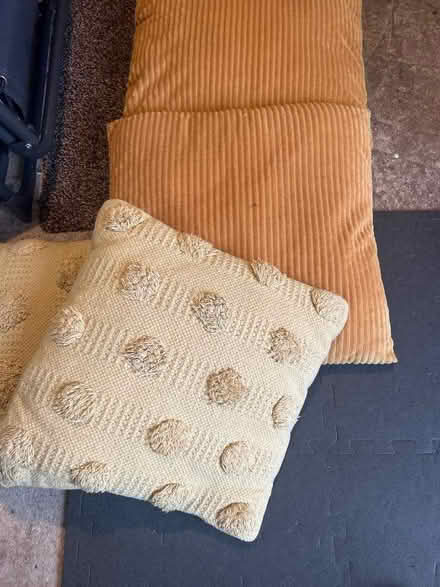 Photo of free Cushions (Woodchurch CH49) #1