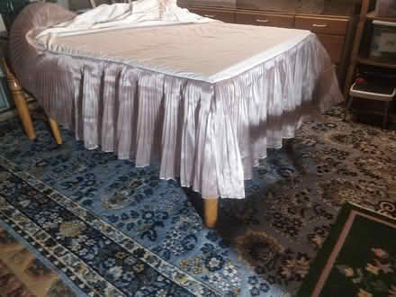 Photo of free King Size, Mauve-Beige Bed Skirt (El Sobrante) #1