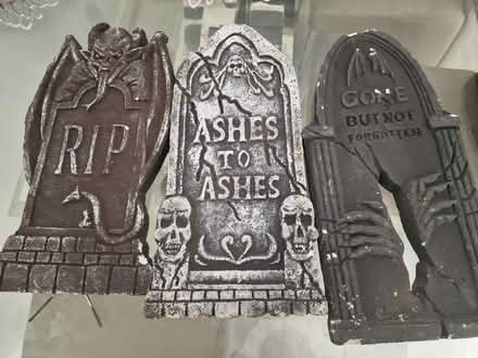 Photo of free Tomb stones (Hellingly) #1