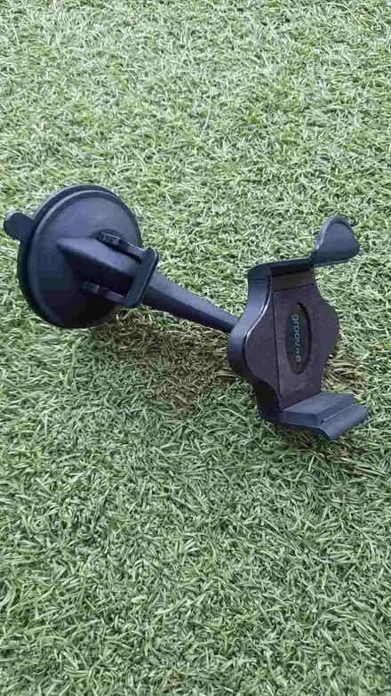 Photo of free Car phone holder (Ashford TW15) #2