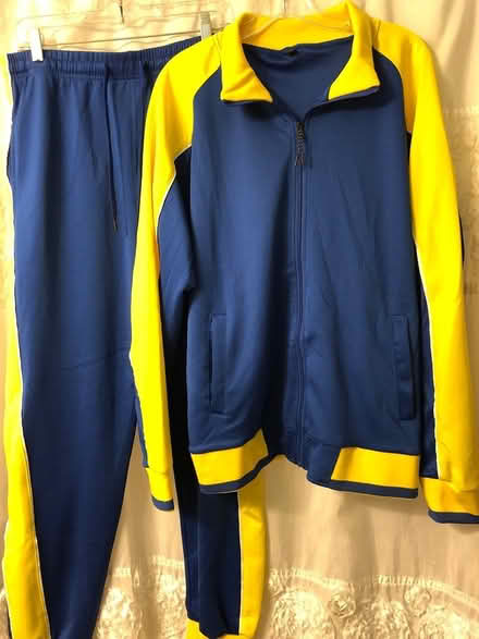 Photo of free Sport/ Track Suit (Aurora (N Seattle/ Shoreline)) #1
