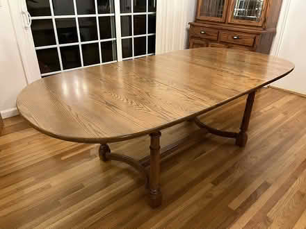 Photo of free Dining table, expandable 4-8 person (94086) #1