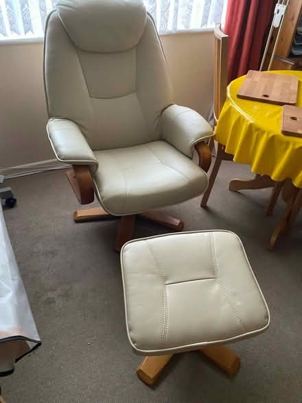Photo of free Swivel chair (Alconbury) #2