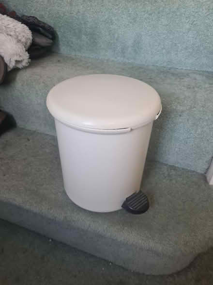 Photo of free Plastic bin (Loanhead, EH20) #1