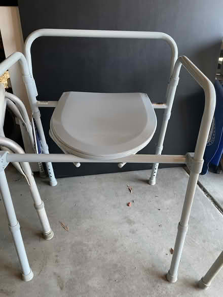 Photo of free commode chairs & shower bench (Santa Clara, near Levi Stadium) #3